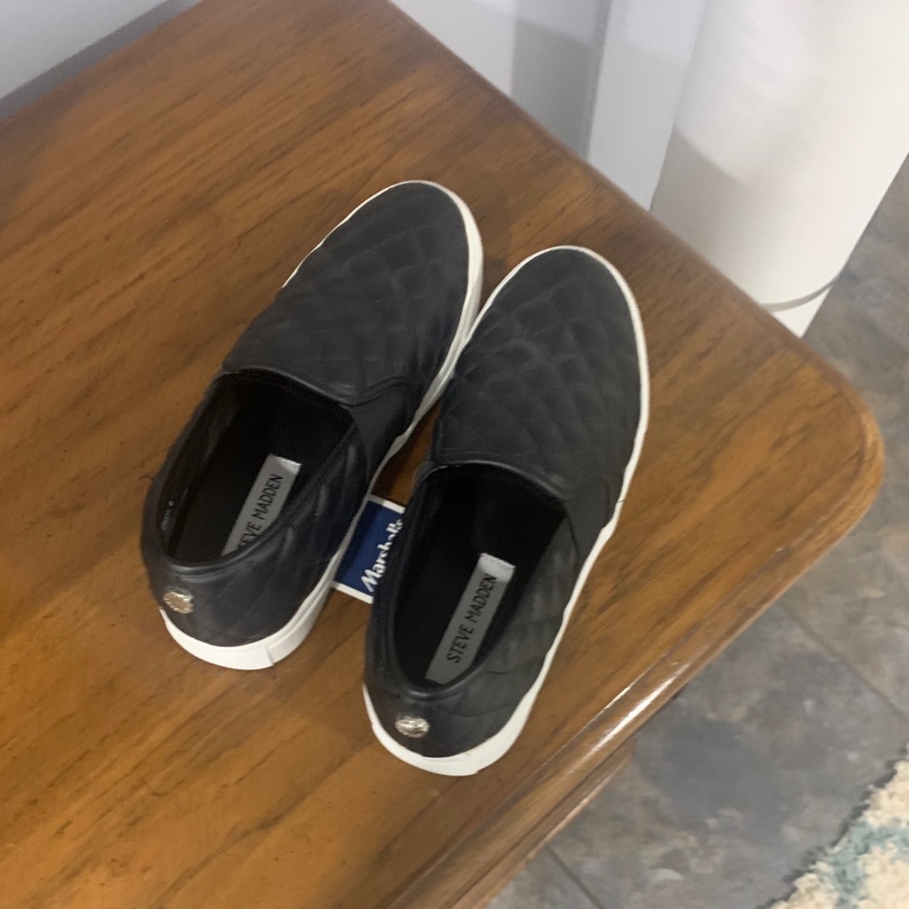 Steve Madden Black slip ons- tags on never worn!